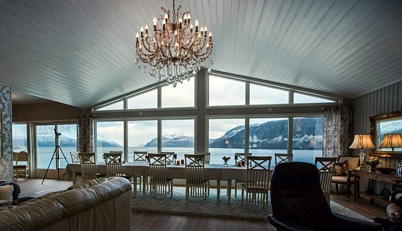 Arctic Panorama Lodge