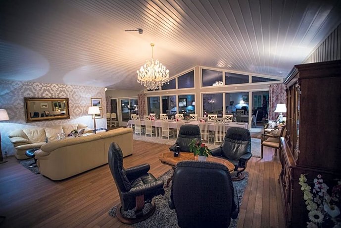Arctic Panorama Lodge