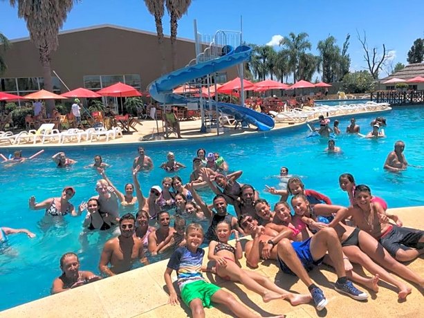 Howard Johnson Marinas & Resort