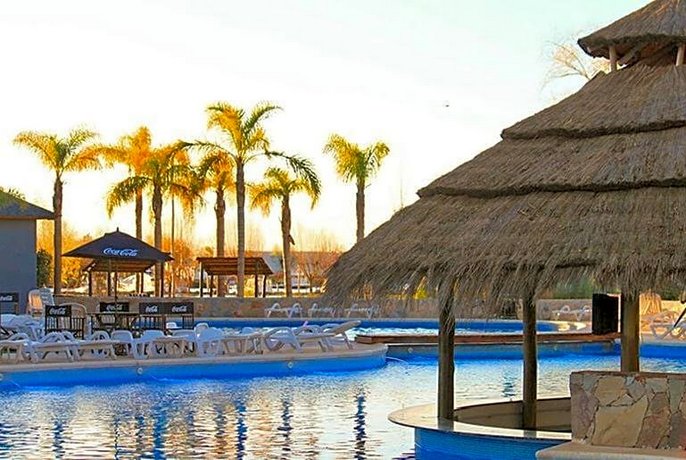 Howard Johnson Marinas & Resort