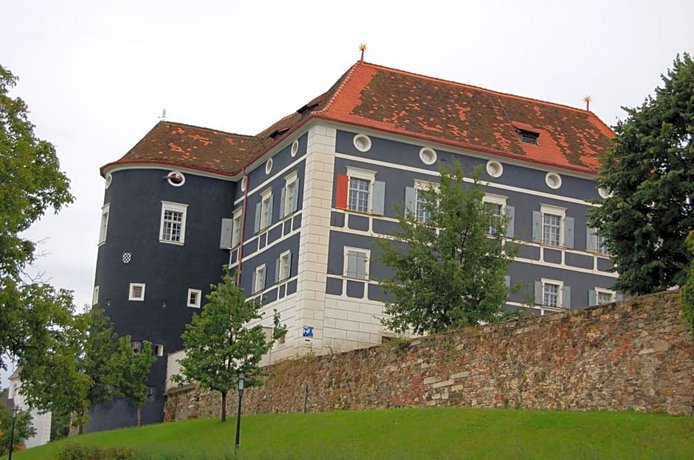 Schloss Aichberg 상트로렌젠 암베첼 Austria thumbnail