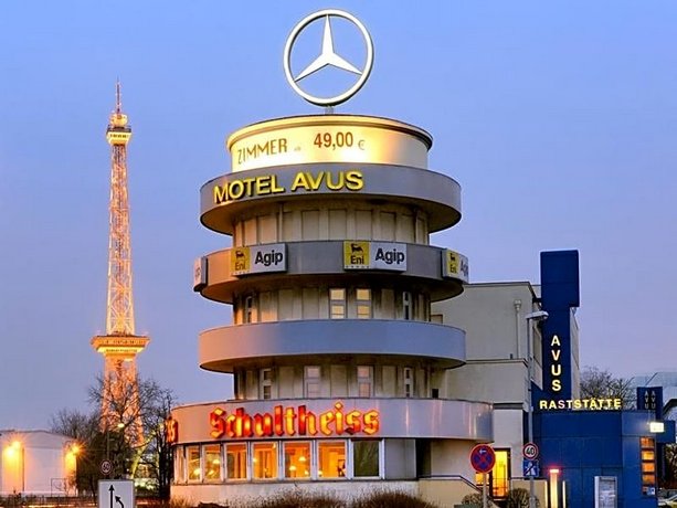 Hotel und Rasthof AVUS Tennis Borussia Berlin Germany thumbnail