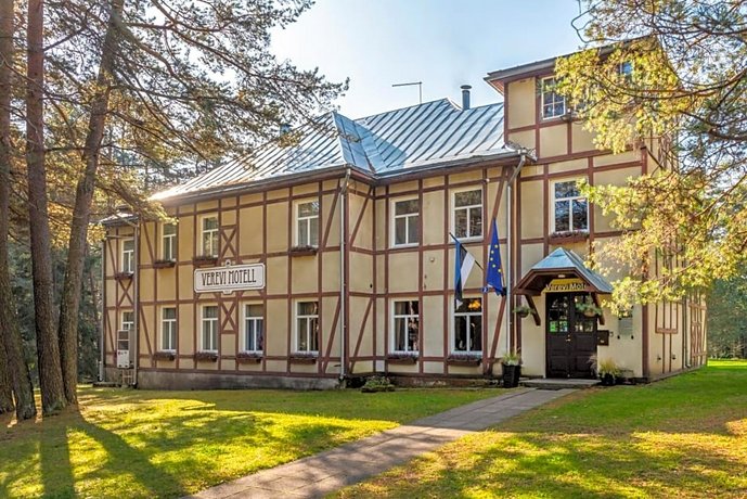 Verevi Motel Tartu Observatory Estonia thumbnail