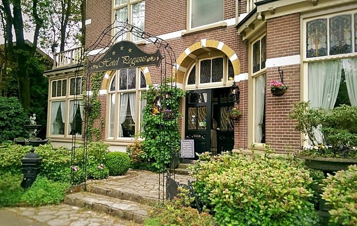 Hotel Pegasus Apeldoorn Koningin Juliana Toren Netherlands thumbnail