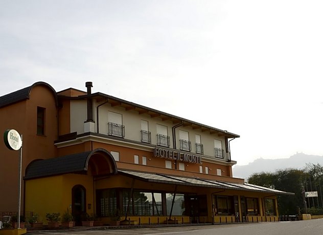 Hotel Il Monte Serravalle Serravalle San Marino thumbnail