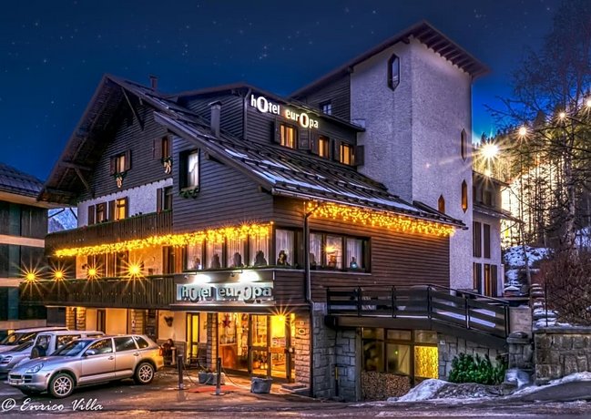 Hotel Europa Madonna di Campiglio Madonna di Campiglio Ski Resort Italy thumbnail
