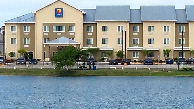 Comfort Inn & Suites Lakeside Eagle Pass Port of Entry United States thumbnail