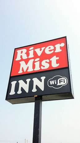River Mist Inn Cache Bay Canada thumbnail