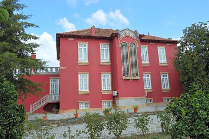 Casa Vermelha Vila Nova de Foz Coa 프리히스토릭 록-아트 사이트 오브 더 코아 밸리 Portugal thumbnail