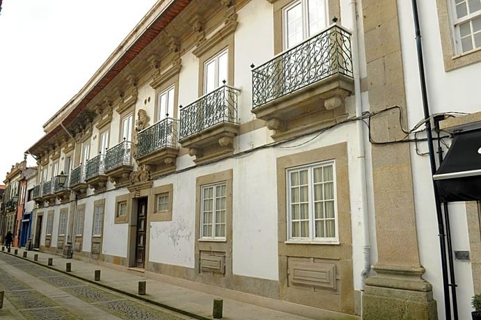 Hotel Brazao 모너스터리 오브 산타클라라 Portugal thumbnail