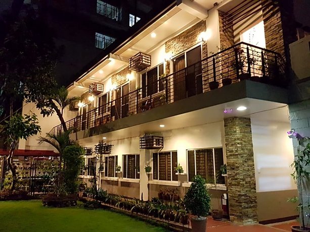 New Manila Suites