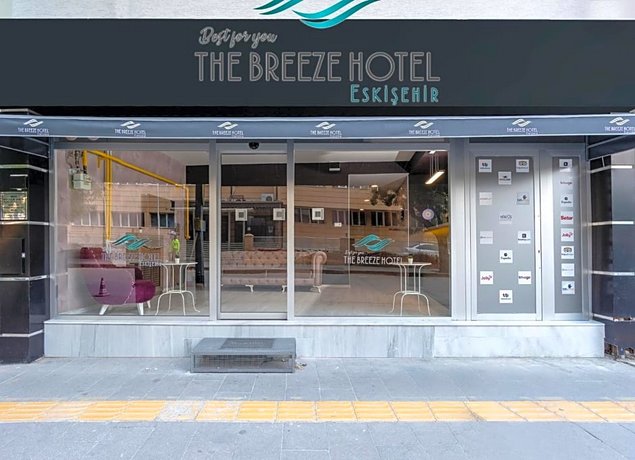 The Breeze Hotel Eskisehir Anadolu Airport Turkey thumbnail