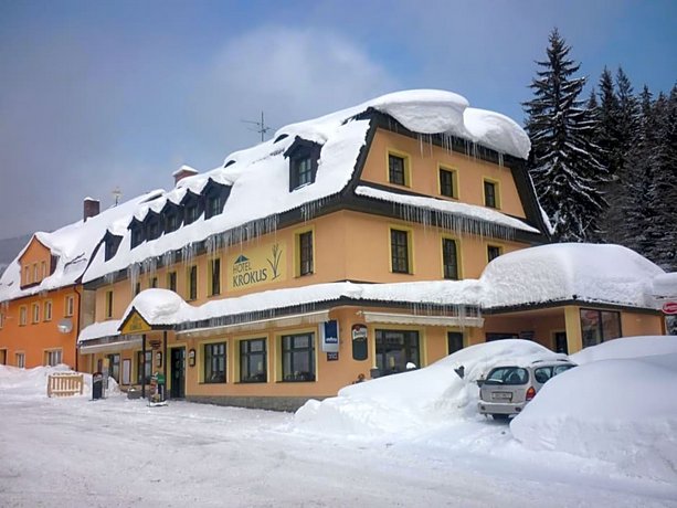 Hotel Krokus Pec Pod Snezkou Ski Resort Czech Republic thumbnail