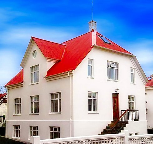 Refurinn Reykjavik Guesthouse KR-Vollur Iceland thumbnail