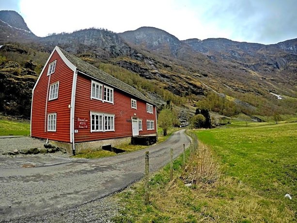 Brekke Gard Hostel