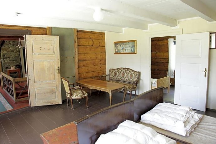 Brekke Gard Hostel