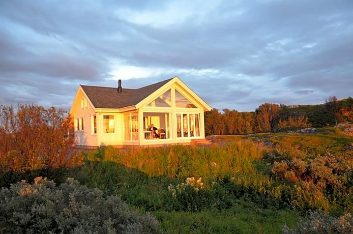 Superior Cottage with Sea View in Senja