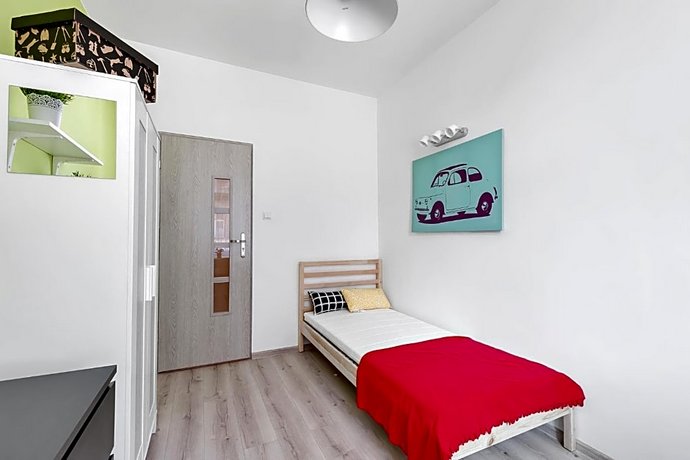 Park Apartment Rooms Lodz Centrum 알렉산더 넵스키 커시드럴 Poland thumbnail