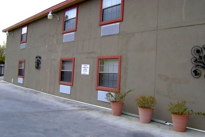 Camino Real Hotel Eagle Pass Eagle Pass Port of Entry United States thumbnail