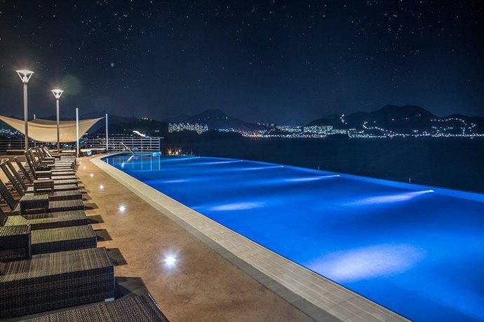 The Ocean Hotel Yeosu Seoteulreo Onggi Succulents South Korea thumbnail