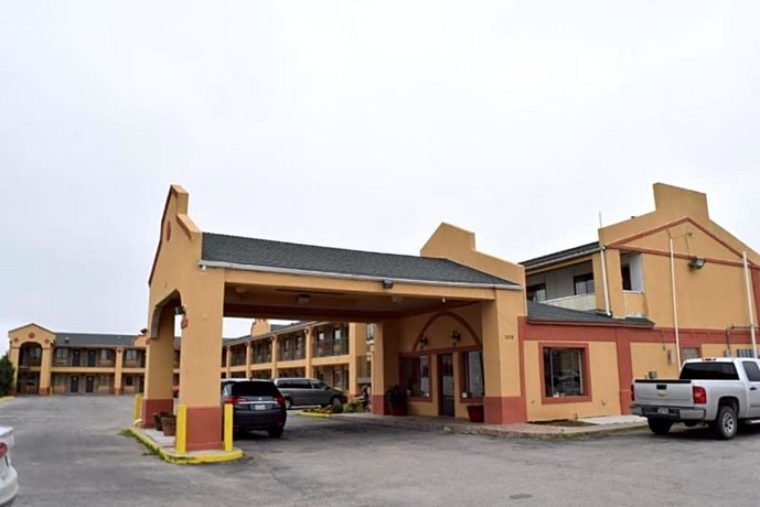 Delux Inn Odessa