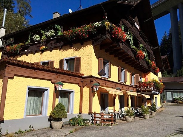 Klammer Gasthof Krems in Karnten Austria thumbnail