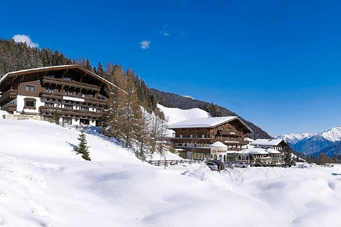 Mountainclub Hotel Ronach Wald im Pinzgau Austria thumbnail