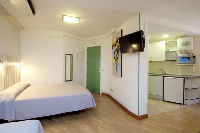 Hotel Apartamentos Aralso Mirador de la Canaleja Spain thumbnail