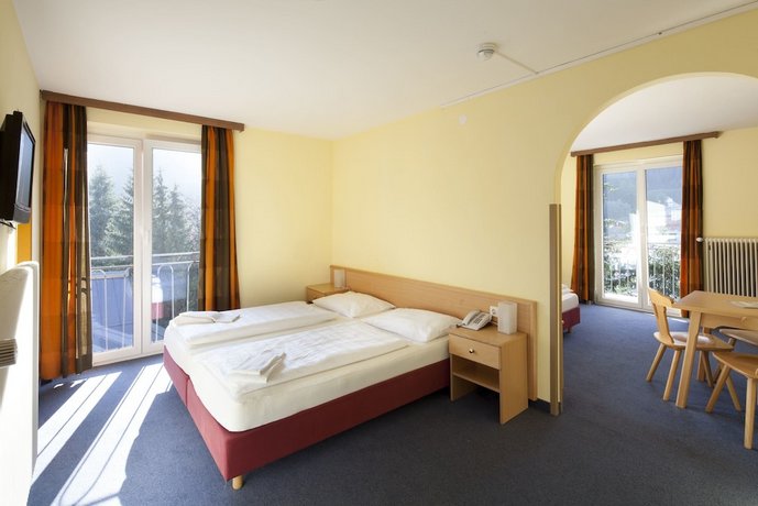 Euro Youth Hotel & Krone Hohe Tauern National Park Austria thumbnail