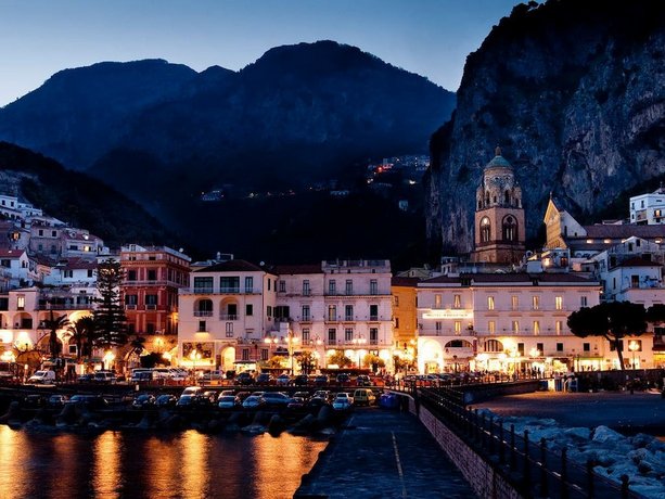 Hotel Residence Amalfi Amalfi Coast Italy thumbnail