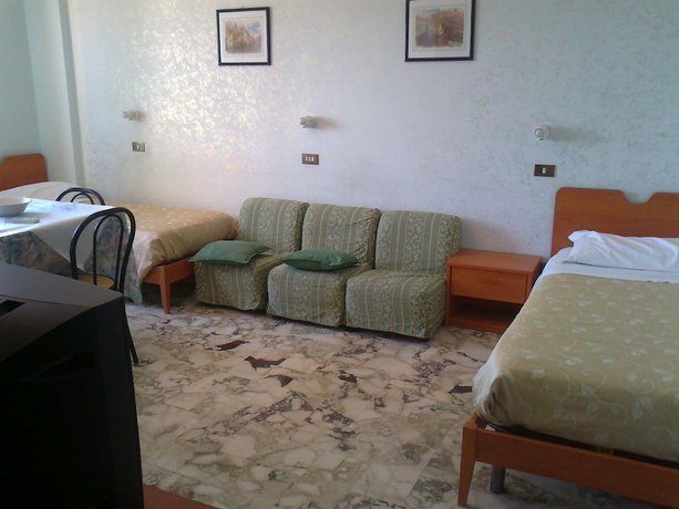 Hotel L'Approdo Brindisi Salento Italy thumbnail