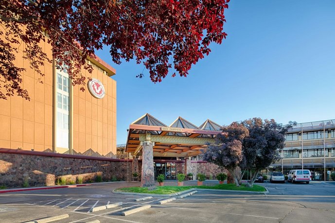 Red Lion Hotel Boise Downtowner Hillcrest Country Club United States thumbnail