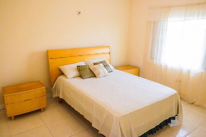 Kingston Guest Apt at Plantation Springs By The Vacation Casa St Mary's College Jamaica thumbnail