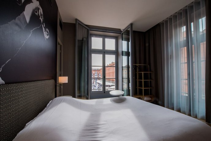 Ibis Styles Toulouse Capitole Grand Pont France thumbnail