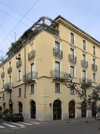 Brera Apartments in San Babila 빌라 네키 캄필리오 Italy thumbnail