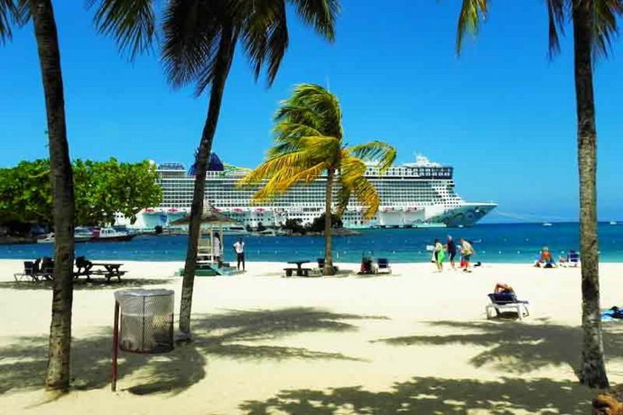Beach-side Condos at Turtle Beach Towers Saint Ann Parish Jamaica thumbnail