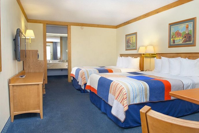 Grand Country Waterpark Resort