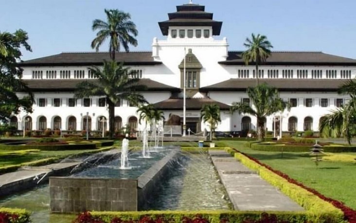 D'best Sofia Hotel Bandung Perjuangan Monument Indonesia thumbnail