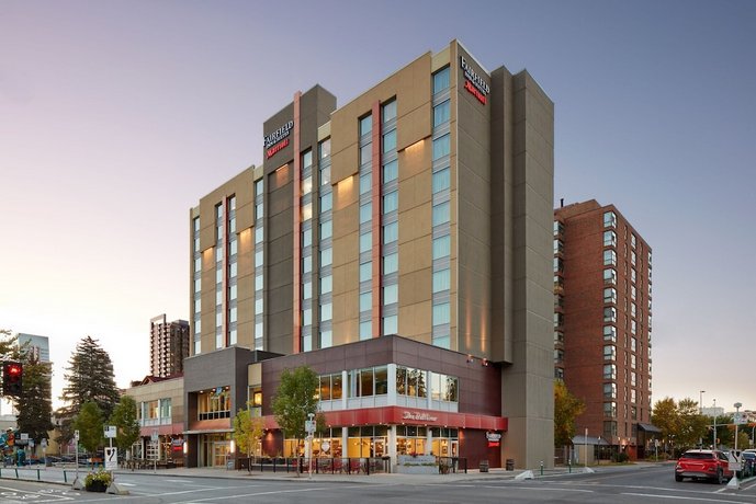 Fairfield Inn & Suites by Marriott Calgary Downtown 탈리스만 센터 Canada thumbnail