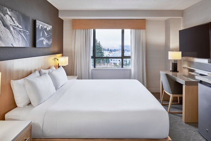 Delta Hotels by Marriott Whistler Village Suites 피츠시먼스 익스프레스 Canada thumbnail
