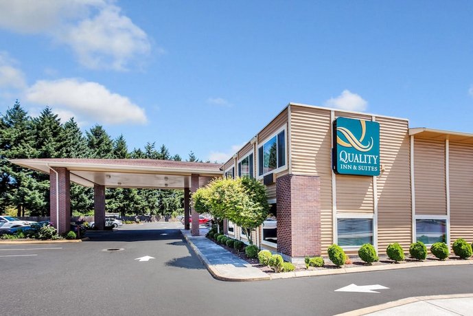 Quality Inn & Suites Vancouver North Multnomah Channel Yacht Club United States thumbnail