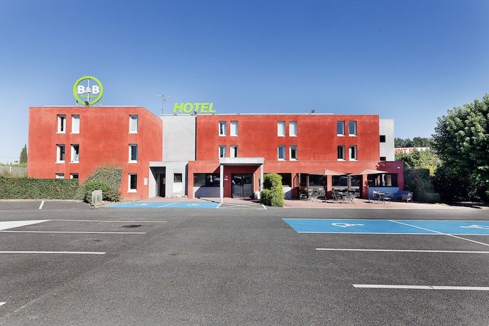 B&B hotel Albi ex Comfort Hotel Le Sequestre Airport France thumbnail