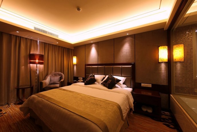New Century Hotel Xiaoshan Hangzhou Polar Ocean World China thumbnail