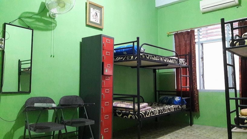 Dazhong Backpacker's Hostel 비하라 구눙 티무르 Indonesia thumbnail