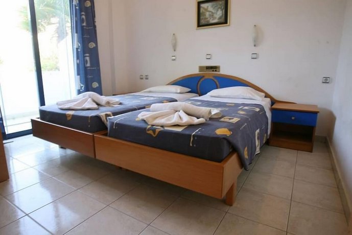 Nitsas Hotel Apartments Tilos National Park Greece thumbnail