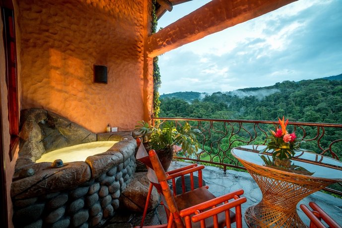 Costa Rica 호텔 | 라파스 워터폴 근처 호텔 최저가 $82부터 | 스테이피아