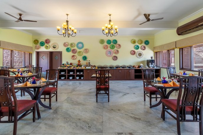 Bijolai Palace - A Inde Hotel 카일라나 레이크 India thumbnail