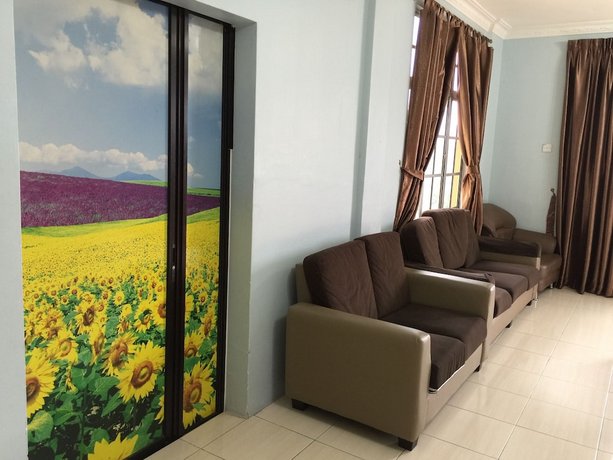 Cameron Pasar Malam Apartment @ Crown Imperial Court