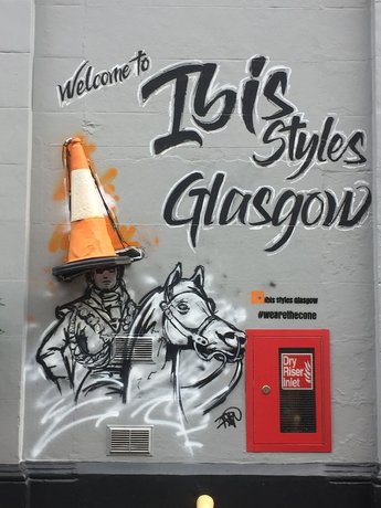 ibis Styles Glasgow Centre George Square Hielanman's Umbrella United Kingdom thumbnail