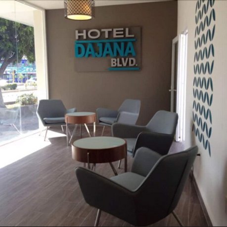 Hotel Dajana Boulevard 아르코 트리운팔 데 라 칼사다 데 로스 에로에스 Mexico thumbnail